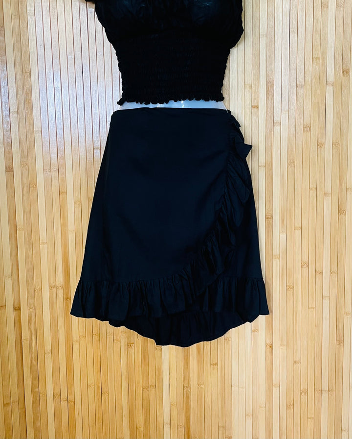 short wrap skirt with frill